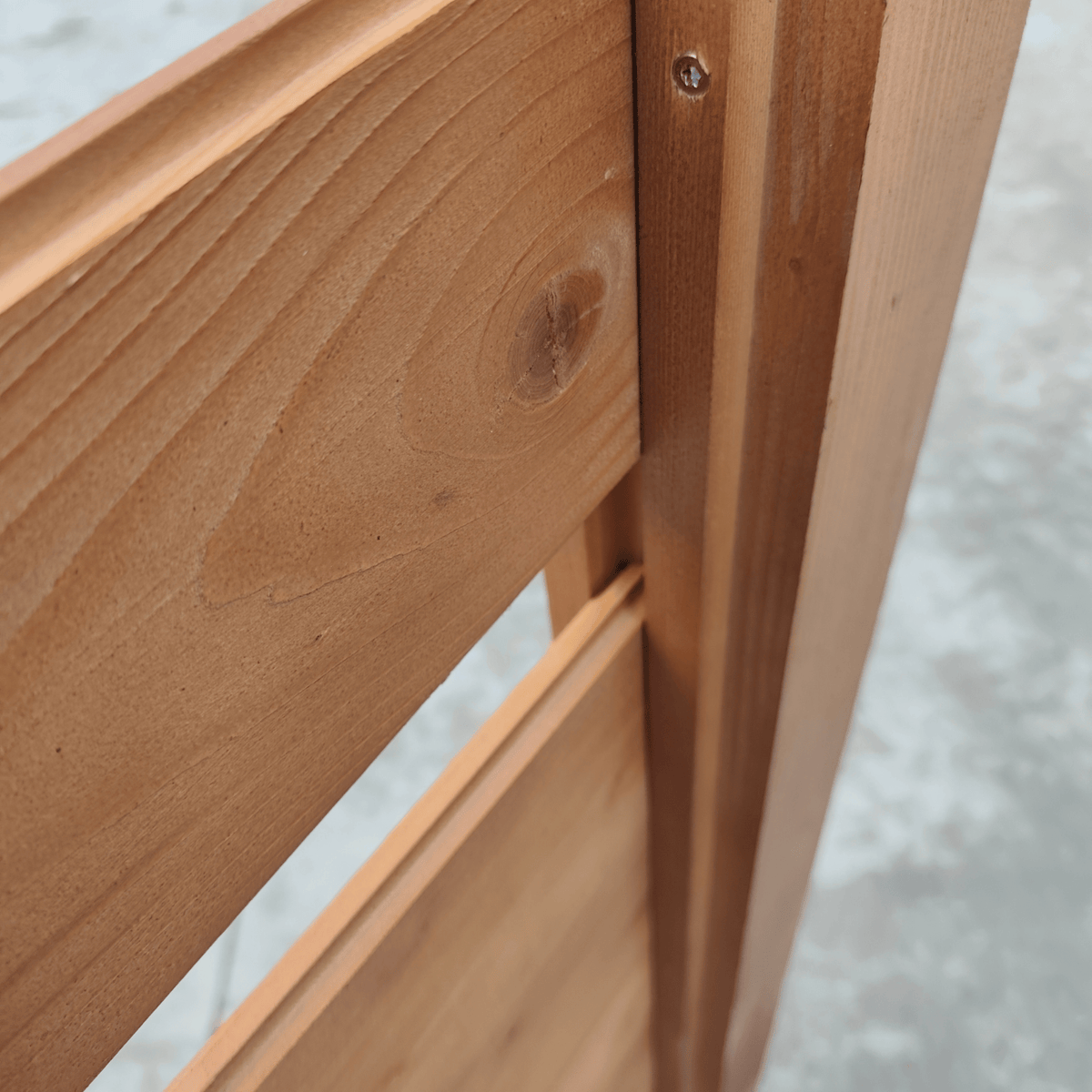 Lambriu din rasinoase cu imbinare lamba-uluc, 136 × 19 mm, pentru interior si exterior